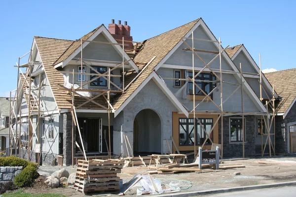 Everything You Should Know About Replacing a Roof in Shelby
