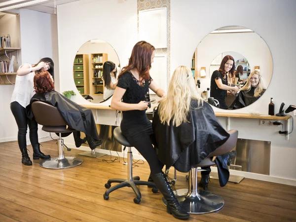 Top Trends in Salon Chair Designs for Modern Studios